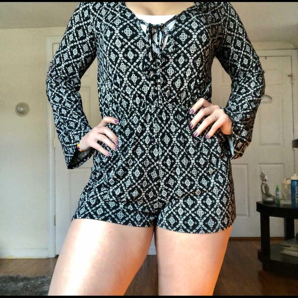 Patterned romper